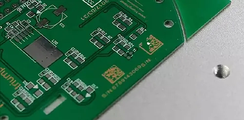 紫外激光打標(biāo)機在PCB芯片方面的應(yīng)用_晨皓激光設(shè)備生產(chǎn)廠家